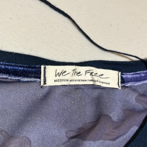 EUC Like New We The Free Burned Velvet Camo Oversize Blouse Size M - Picture 5 of 7